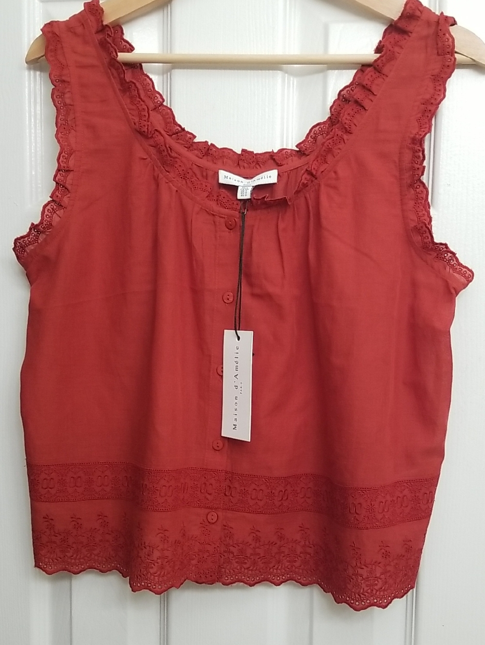 NEW!Maison D'amelie Rust Red Lace-Trim Button-Front Camisole